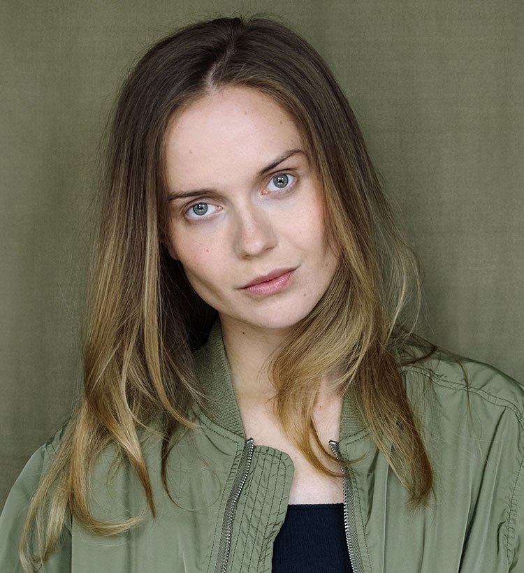 Alexandra Koehler actress headshot