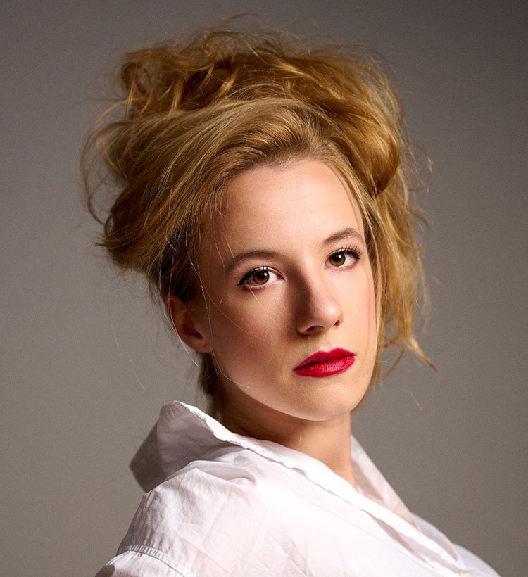 Anja Misovic actress headshot