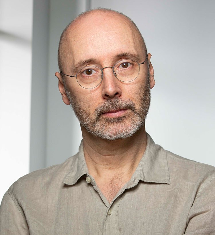 Drazen Sivak actor headshot