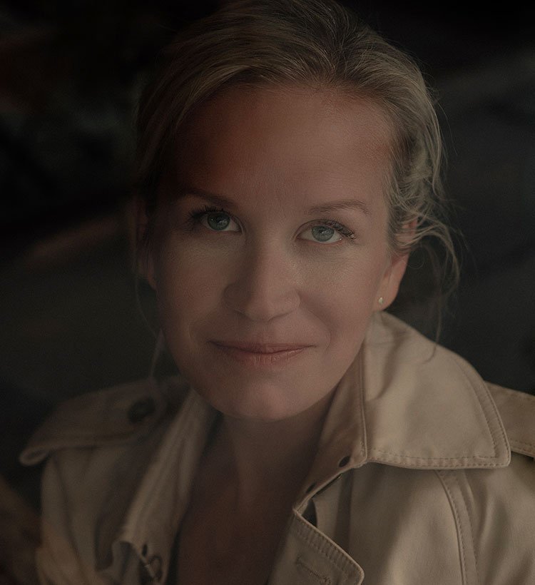 Ines Kratzmueller actress headshot