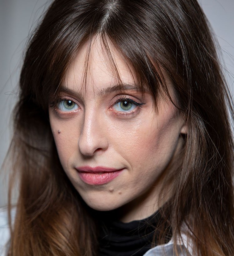 Milica Suznjevic actress headshot