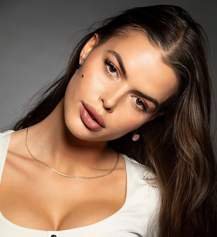 Aleksandra Vulanovic actress headshot