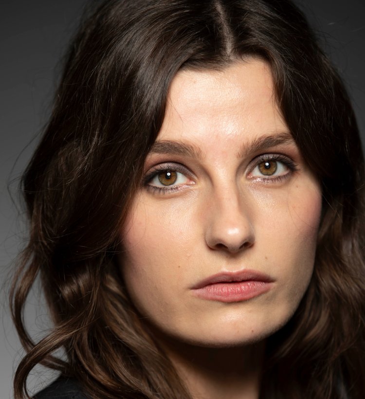 Matea Marusic actress headshot