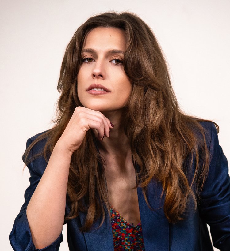 Nikolina Vujic actress headshot